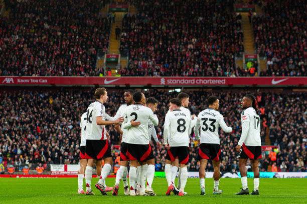 而是为他的 而是为他的